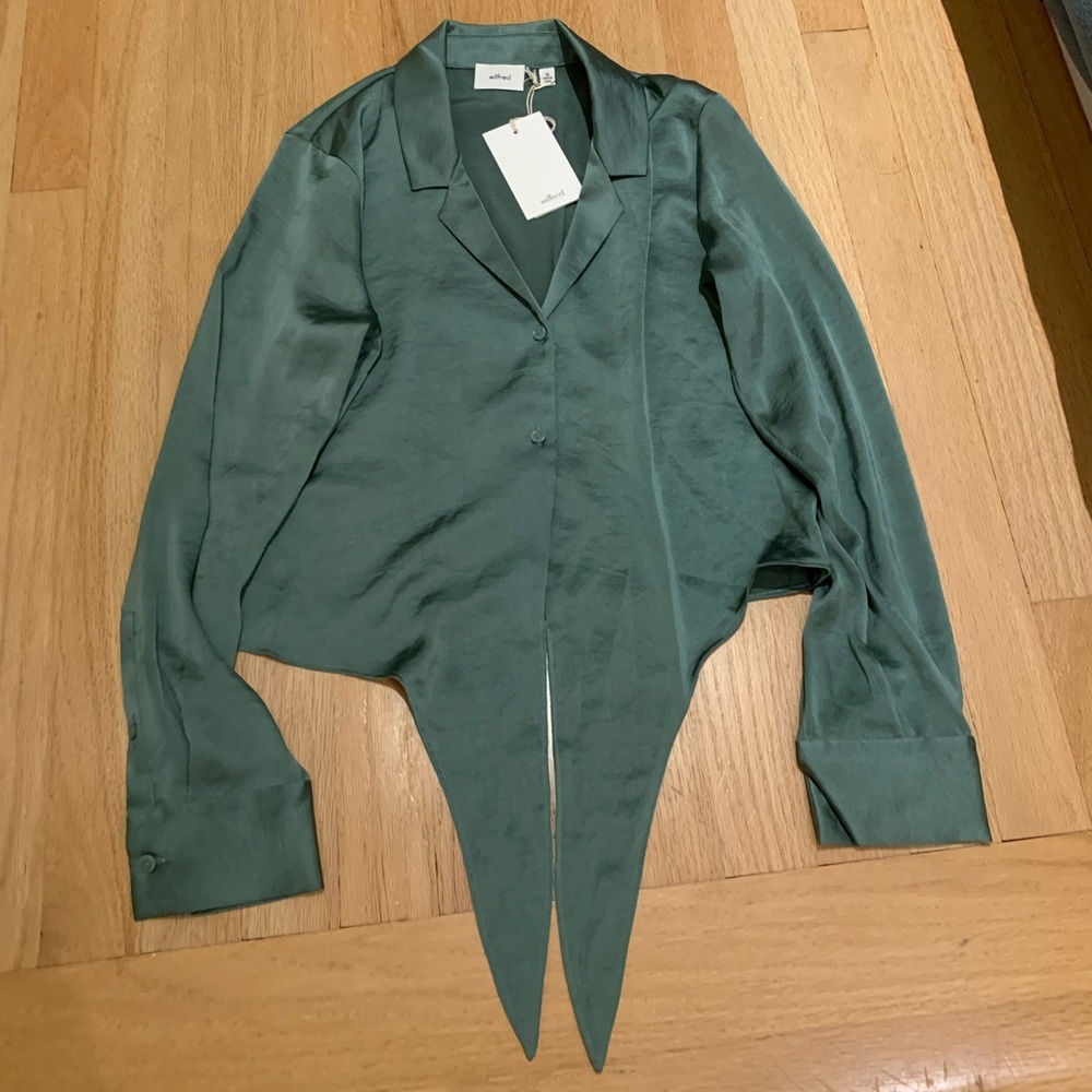 Wilfred tie front Blouse! NWT